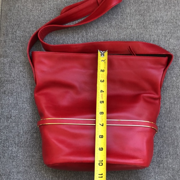 SUSAN GAIL Genuine Leather BELLIDO Vintage Shoulder Bag - Made in Spain - Picture 13 of 14